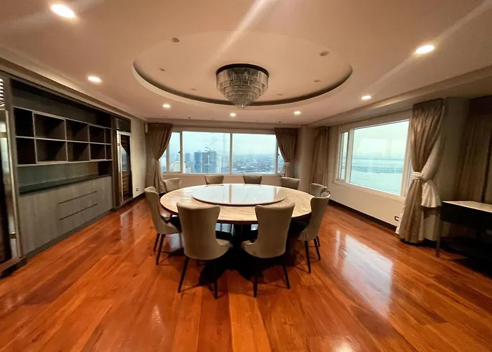 Ultra Luxury 5br Penthouse In Bay Rizal Park