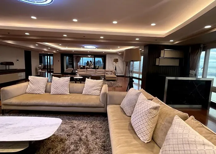 Ultra Luxury 5br Penthouse In Bay Rizal Park