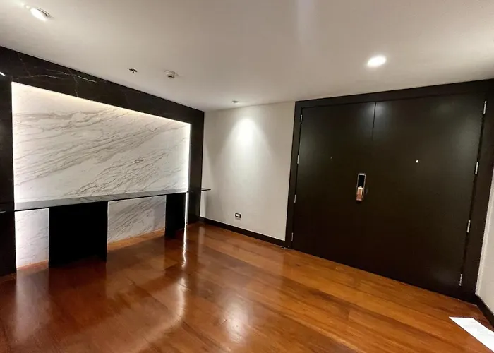 Ultra Luxury 5br Penthouse In Bay Rizal Park
