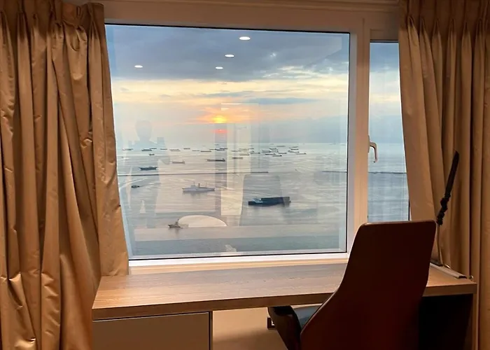 Ultra Luxury 5br Penthouse In Bay Rizal Park Appartement Manilla